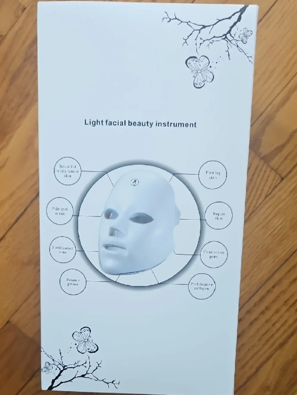 NWT White LED Facial Mask for Skincare Treatments